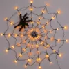 Светодиодные струны Party LED Halloween Black Spider Web Light с 70 светодиодными водонепроницаемыми оранжевыми сетчатыми огнями Декор дома в помещении и на открытом воздухе Страшный Хэллоуин HKD230919