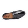 Dress Shoes Luolundika Crocodile Leather Men Business Fashion British Style Pointe Pointed Loafers Male