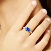 Anillos de boda Anillo de cóctel con piedras cuadradas azules y blancas Estilo europeo Joyería fina clásica para mujeres Regalo en plata esterlina 925 230919