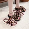 Talltor 2023 Nytt mode Cross Cotton Linen Women Summer Home Tjock Platform Flat Slides Floor Mute Comfort Flip Flops 230919