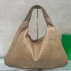 Borsa a tracolla grande Hop Borsa hobo intrecciata da donna Borse firmate Borsa sottobraccio all'uncinetto in pelle di vitello intrecciata Tasca interna con cerniera di grande capacità Tasca interna con cerniera