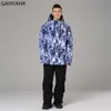 Trajes de esquí GANYANR Hombres Traje de esquí Conjunto de snowboard Pantalones de nieve de invierno Chaquetas Camping Senderismo Deportes al aire libre Impermeable Pesca a prueba de viento 230918