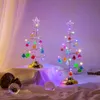 Romantisk akryl julgran prydnad ledande glödande kristall Xmas träd konst hantverk batteri drivs för hem sovrum juldekor gåva