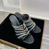 مصمم الخنائي الكعوب Slipppers Rivet Decro Fashion Summer Women Sandals Buxury Brand Sexy Elegant Ladies Shoes Size 35-42 Holiday Dress Shoes Female Footwear