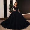 Lindo laço preto vestido de baile vestidos de casamento sheer mergulhando pescoço frisado vestidos de noiva com mangas compridas plus size tule vestidos d241r