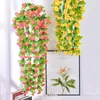 Dekorativa blommor Daisy Artificial Flower Vine Multicolor Fake Floral Wall Hanging Ornament för inomhus Hem Trädgårdsdekor bröllopsfest