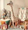 Poupées en peluche 85 cm girafe géante jouets en peluche simulation animaux girafe douce poupée en peluche enfants chambre lit décor cadeaux d'anniversaire 230919