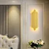 Настенные светильники FKL Роскошные современные золотые светодиодные лампы Простая спальня прикроватная тумбочка в коридоре Фон для гостиной