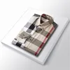 Mens Dress Casual Shirts Luxurys Slim Silk Designers T-shirts Long Sleeve fashion t business clothing plaid brands 17 color276E