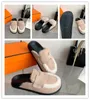 Designer luxe damesslippers schoenen slijtplekken Oran Shearling pluizige platte sandalen volledige huidwol dames zwart