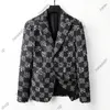 2023 Westerse kleding Heren Blazers Designer Autumn Luxury Out -versloten jas slanke fit grid gestreepte geruite geometrie patchwork lagen mannelijke kledingpak