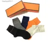 Chaussettes pour hommes Chaussettes pour femmes en coton de luxe Chaussette classique de haute qualité Bas confortable et chaud 5 paires / boîte orange L230919
