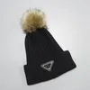 Beanie/Totenkopfkappen, Designer-Damen-Wintermützen, Outdoor-Mütze mit echtem Mode-Match, Fellbommeln, warme Mädchen-Kappe, Snapback-Frau, Pompon-Schädelkappen, Beanie-Mütze