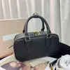 Borsa da bowling Miui Arcadie Lolita in pelle di vacchetta per donna da uomo a tracolla con spallacci Borse Totes borsa da donna alla moda Pochette con manico superiore di design di lusso