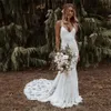 2022 Boho Mermaid Suknie ślubne Strapy Spaghetti Lace Backless Beach Sexy V-Neck Bohemian Bridal Suknie