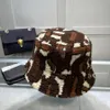 Designer Bucket Hat Winter Cashmere For Men Woman Wool Fisherman Hats Unisex Patchwork Letters Luxury Outdoor Casual Sun Visor Cap 239192BF