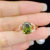 Klusterringar stil oval imitation mormor olivgrön turmalin öppen ring