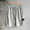 2023 Shorts de verão Mens Calças Curtas Moda Correndo Solto Processo de Lavagem Seca Rápida de Tecido Puro Trendy Casual Hip-hop Stones Island Shorts t3R1 #