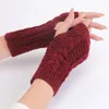 Gants tressés courts, bras en Crochet, mitaines d'hiver sans doigts pour femmes, accessoires de mode