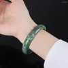 Charm-Armbänder, natürlicher grüner Jade-Armreif für Frauen und Mädchen, heilender Schutz, viel Glück, Armreifen mit Schmuckschatulle