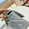 Lüks 19bag gerçek deri omuz çantası tasarımcı crossbody çanta kadın altın ve gümüş metal zincir çanta 26 sonbahar ve kış yeni