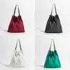 Сумки для покупок, модная женская плиссированная с геометрическим рисунком в корейском стиле, парусиновая сумка большой емкости, женская сумка-тоут 230918