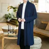 Vêtements ethniques Style chinois Robe pour hommes Cape en vrac Cardigan en lin Veste Mode Streetwear Couleur Solide Casual Trench-Coat mi-long