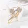 Pins broches cristal ponta de ouro broche pino negócio terno tops cor pérola strass flor para mulheres homens moda jóias gota entrega dhosf