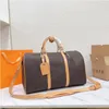 Sac fourre-tout de basket-ball pour hommes et femmes, sac de voyage Keepall, fourre-tout, oreiller de luxe, capacité de bagages de styliste, épaule de sport pour hommes et femmes, étiquette de verrouillage italique