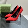 Designer Femmes Chaussures à talon Rouge Bottons brillants Red Toes pointues 10 cm Talons minces noirs Patent en cuir Pumps Woman With Dust Sac Robe Chaussures 35-42