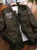 Vestes pour hommes Bomber Jacket Hommes Mode Casual Coupe-vent Manteau Printemps et Automne Outwear Stand Slim Militaire Broderie 230919