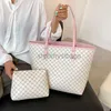 Omuz çantaları lüks tasarım tote çanta kadınlar için büyük kapasiteli çanta moda baskı omuz çantası yeni alışveriş çantası çantası16stylishyslbags