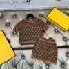 Vêtements pour enfants Jupe de créateurs de filles oage de manche en jeu bébé filles vêtements enfants en survêtement