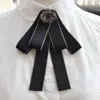 Broscher retro tyg båge för kvinnor och män skoluniformer slipsar mode smycken strass bowtie tillbehör