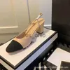 Scarpe eleganti Pelle di pecora spessa Taglio superficiale Tacchi alti Colore francese abbinato Piccolo stile profumato Scarpe da donna singole Sandali con tacco medio J230919