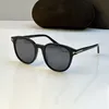 Tomfords varumärke solglasögon män kvinnor kvinna mode Unglases Round Shad Solglasögon Solglasögon Klassiska Boston Glasses Style Designer glasögonram Modern 7y4f