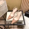 Designer de moda sapatos de salto alto mulheres mulher sapatos de escritório aumentados por luxuoso preto e branco homens vestido temperamento aristocrático feito para senhoras mulheres