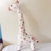 Poupées en peluche 85 cm girafe géante jouets en peluche simulation animaux girafe douce poupée en peluche enfants chambre lit décor cadeaux d'anniversaire 230919