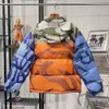 K7VH Herrarna ner parkas 2023 Autumn/Winter New Sesame Street Pure Original unisex par stil förtjockad varm kappa högutgåva ins