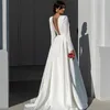 花嫁のためのシンプルな長いラインウェディングドレスフルスリーブvネックブライダルドレス