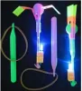 Novelbelysning LED Light Flash Flying Elastic Powered Arrow Sling Shoot Up Helicopter Paraply Kids Toy LL