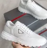 2023 Designer de luxo sapatos casuais em relevo Trainer Sneaker triplo branco rosa céu azul Abloh preto verde amarelo denim baixo Virgil mens sneakers homens treinadores