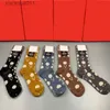 Mens Socks 2023 Mens Socks Designer Women 고품질 면화 면적 모든 경기 클래식 발목 편지 통기성 흑백 축구 농구 스포츠 양말 도매 유엔