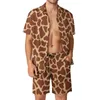 Trainingspakken voor heren Giraffe dierenprint Herensets Bruine vlekken Casual shorts Zomer Trendy strandoverhemd Set Korte mouw Op maat gemaakt Grote maten pak