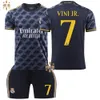 2324 Camiseta de fútbol visitante del Real Madrid 7 Vinicius 5 Bellingham  10 Modric Conjunto de camiseta para niños