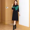 Autumn Winter V-Neck Blue Sweaters Dress 2023 Women Designer Långärmning Slim Vacation Party Lace Up Sticked Jumper Dress Going Out Travel Fine Elegant Midi Frocks