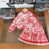 Babykläder Autumn Dress Suits For Girls Storlek 110-160 cm 2st Gradient Mönstrad över hela basebolltröjan och veckad kjol Sep20