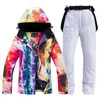 Ternos de esqui 30 Mulheres quentes Snow Wear Suit Define Snowboard Roupas À Prova D 'Água Traje de Inverno Jaquetas de Esqui e Cinta Calças Cinto Babadores para Feminino 230920