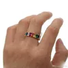 Anneaux de bande Nouvelles femmes arc-en-ciel couleur bagues de fiançailles pour femmes de luxe magnifiques bijoux de dame européenne pavée pleine cz bandes d'éternité anneau x0920