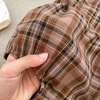 衣料品セット秋の女の赤ちゃん2pcs服セット綿の長袖レースカラーシャツヴィンテージ格子縞のノースリーブロンパースーツ幼児の女の子服230919